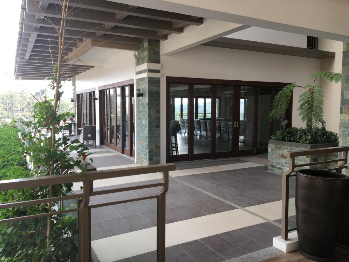 Bristle Ridge Residences - Oakhill Baguio City Esterno foto
